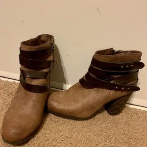 Brown madden girl booties